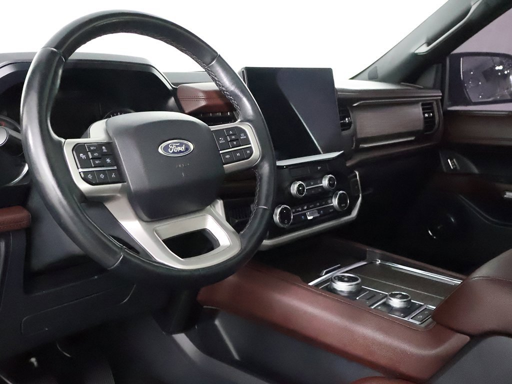 Used 2022 Ford Expedition Limited image 33