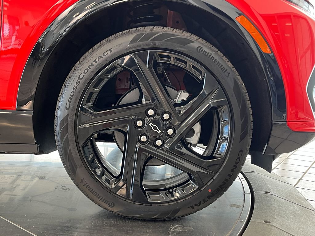 Used 2025 Chevrolet Equinox EV RS image 10