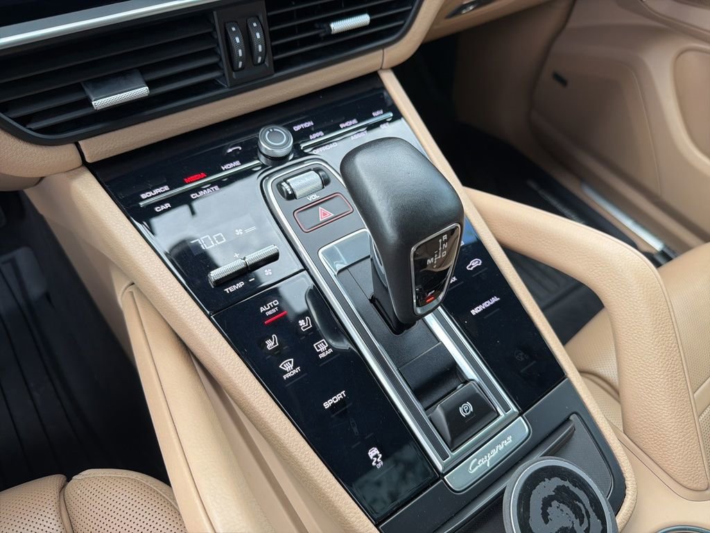 Used 2020 Porsche Cayenne AWD/4WD image 27