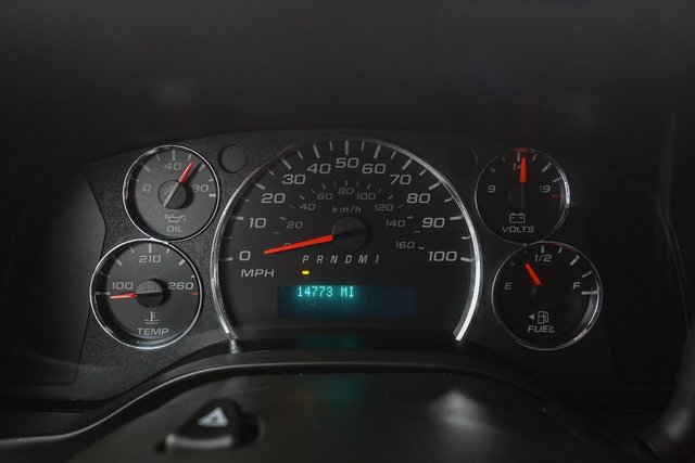 Used 2024 Chevrolet Express 2500 image 24
