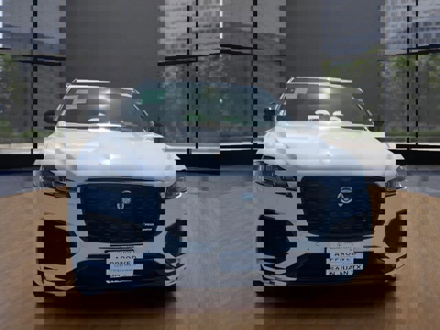 Certified 2025 Jaguar F-PACE R-Dynamic S image 3