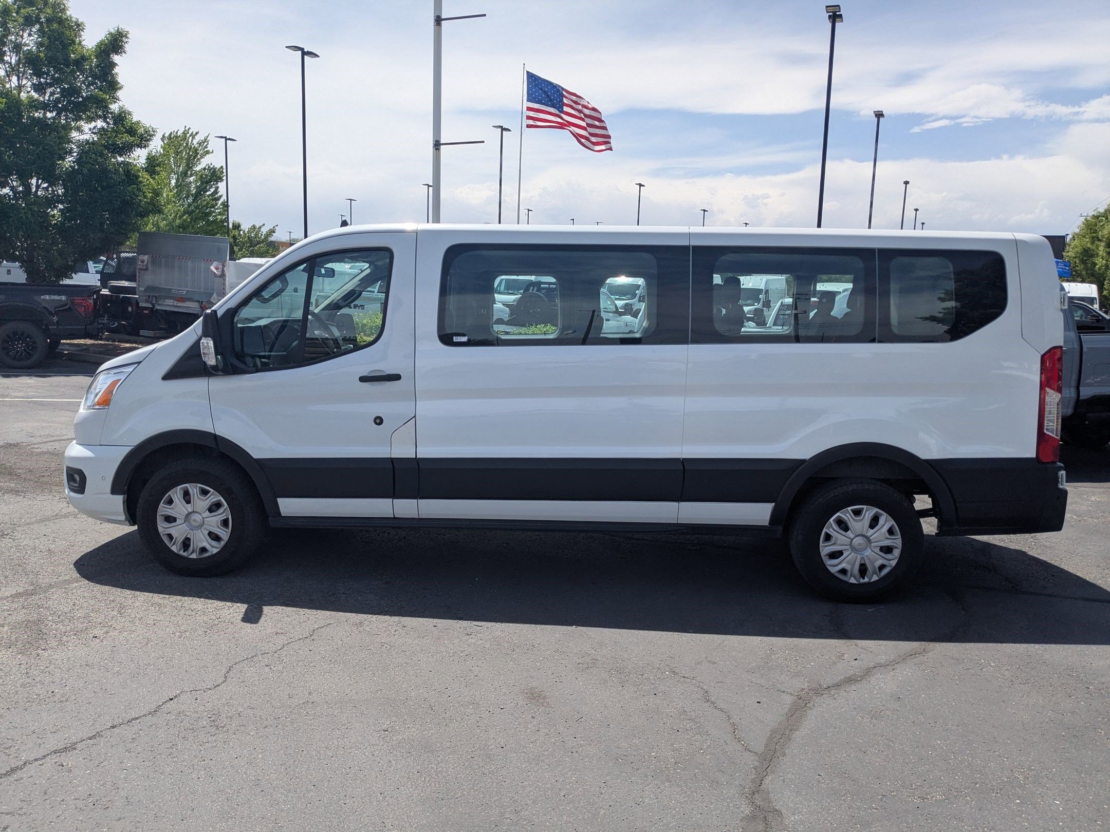 Used 2021 Ford Transit 350 XLT RWD image 9