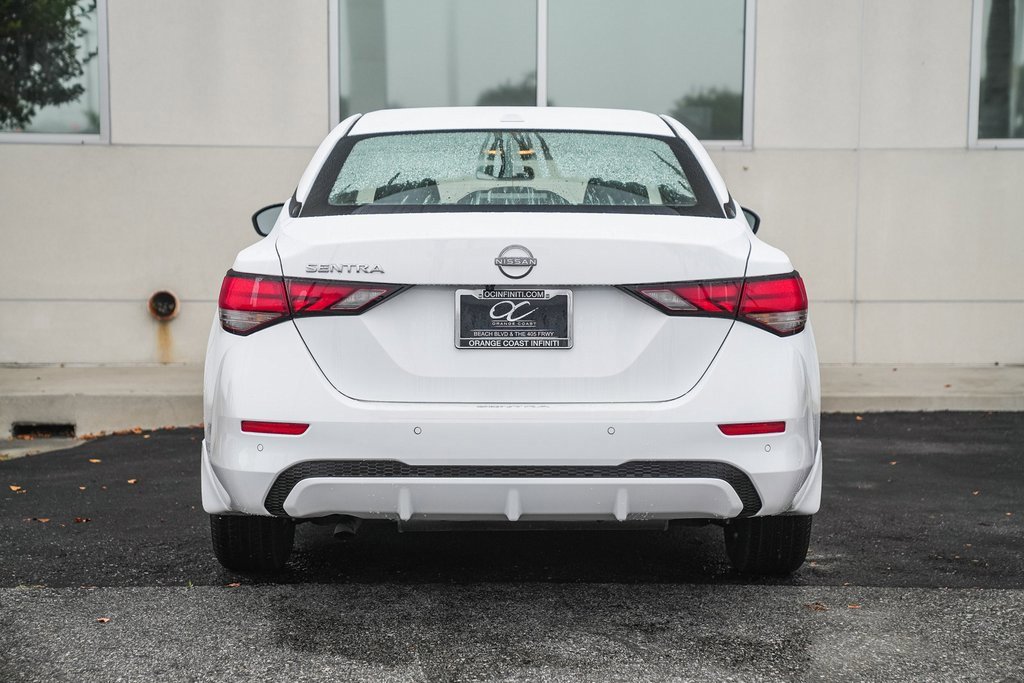 Used 2025 Nissan Sentra SV w/ All-Weather Package image 5