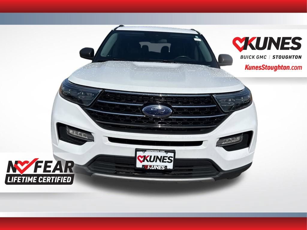 Used 2020 Ford Explorer XLT w/ Equipment Group 202A AWD/4WD image 4