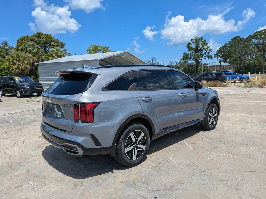 Certified 2023 Kia Sorento EX FWD image 8