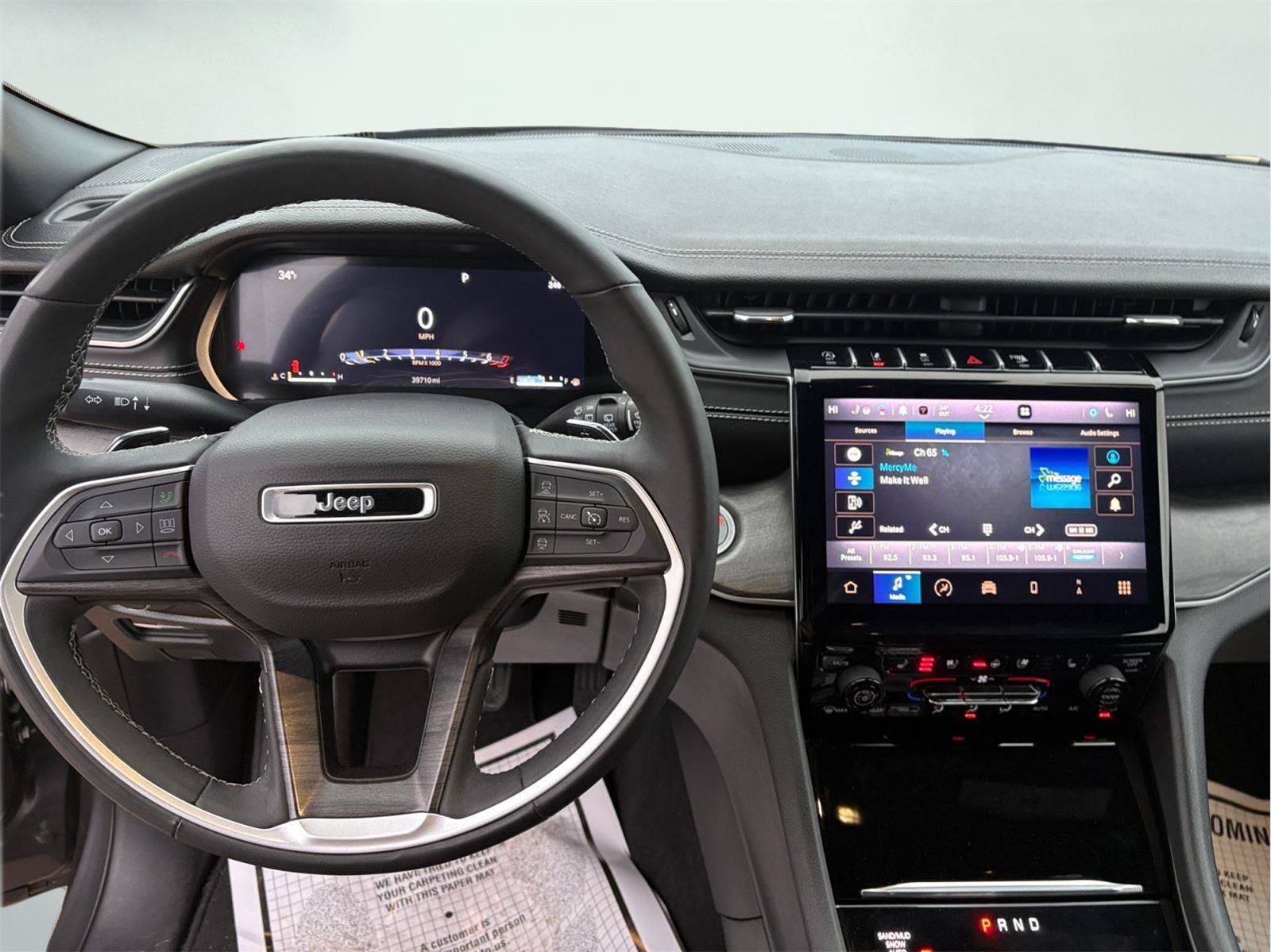 Used 2024 Jeep Grand Cherokee L Limited w/ Luxury Tech Group II image 10