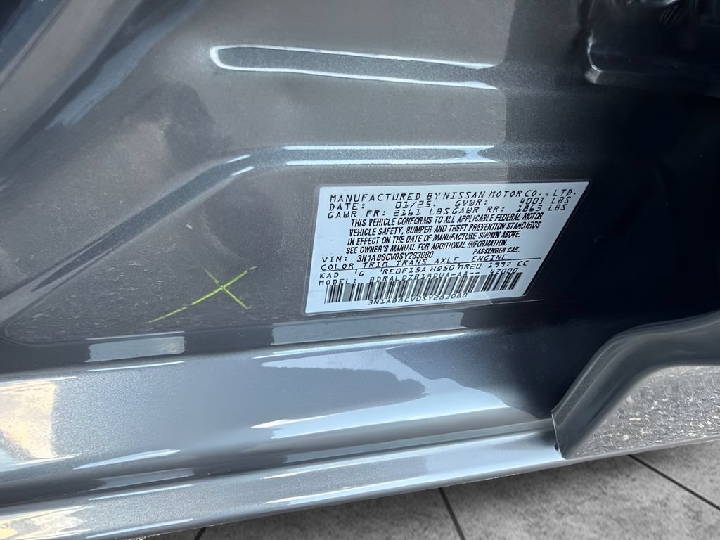 Used 2025 Nissan Sentra SV FWD image 27