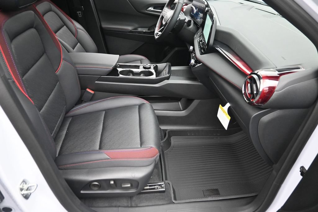 New 2026 Chevrolet Equinox RS w/ Convenience Package III AWD/4WD image 9
