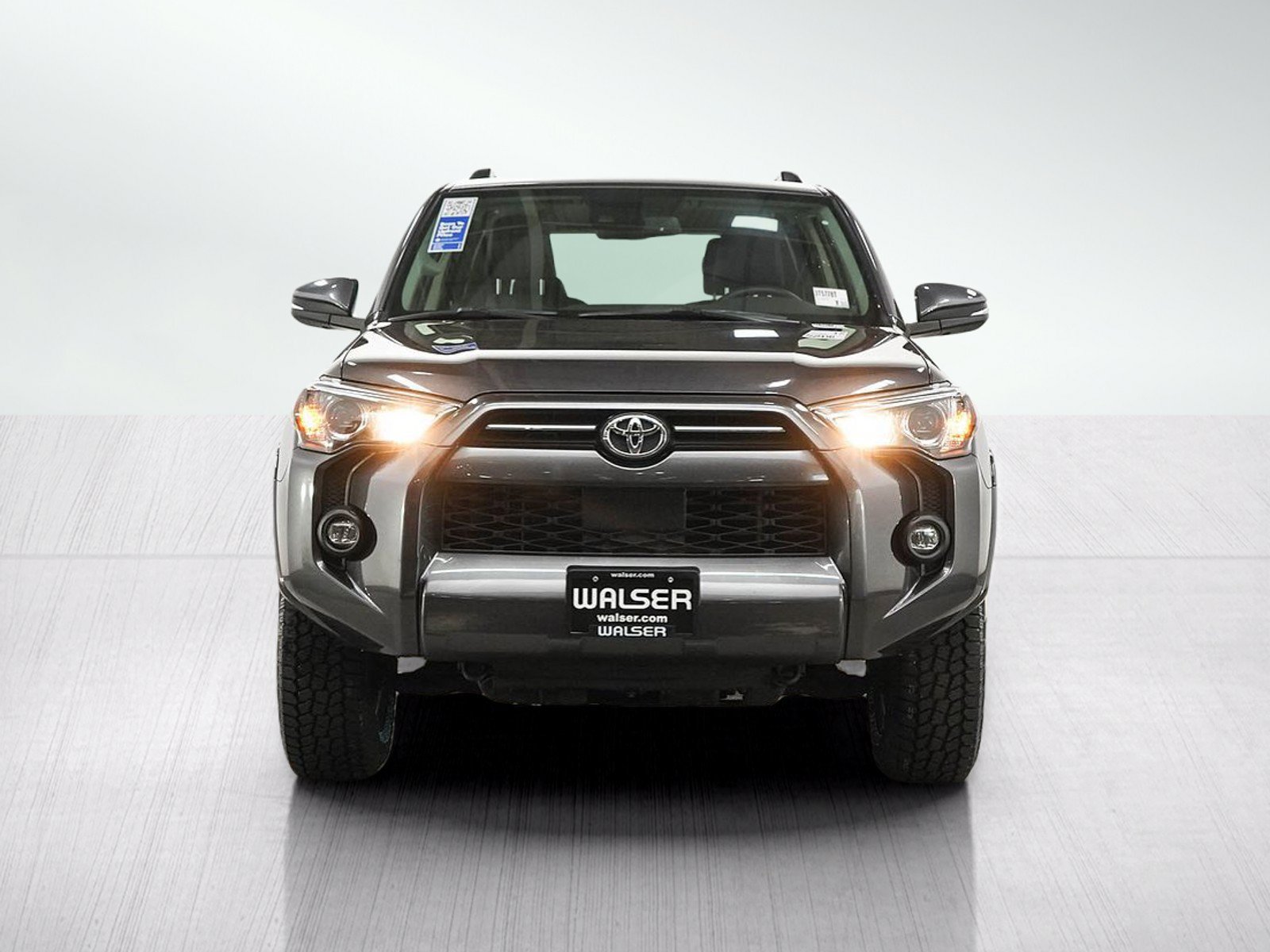Used 2022 Toyota 4Runner SR5 Premium AWD/4WD image 8