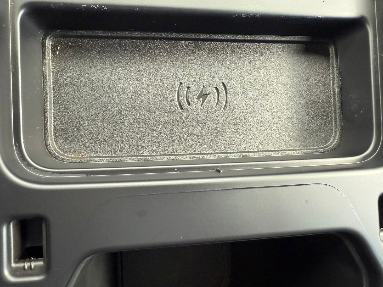 Used 2023 Land Rover Defender 90 X image 14