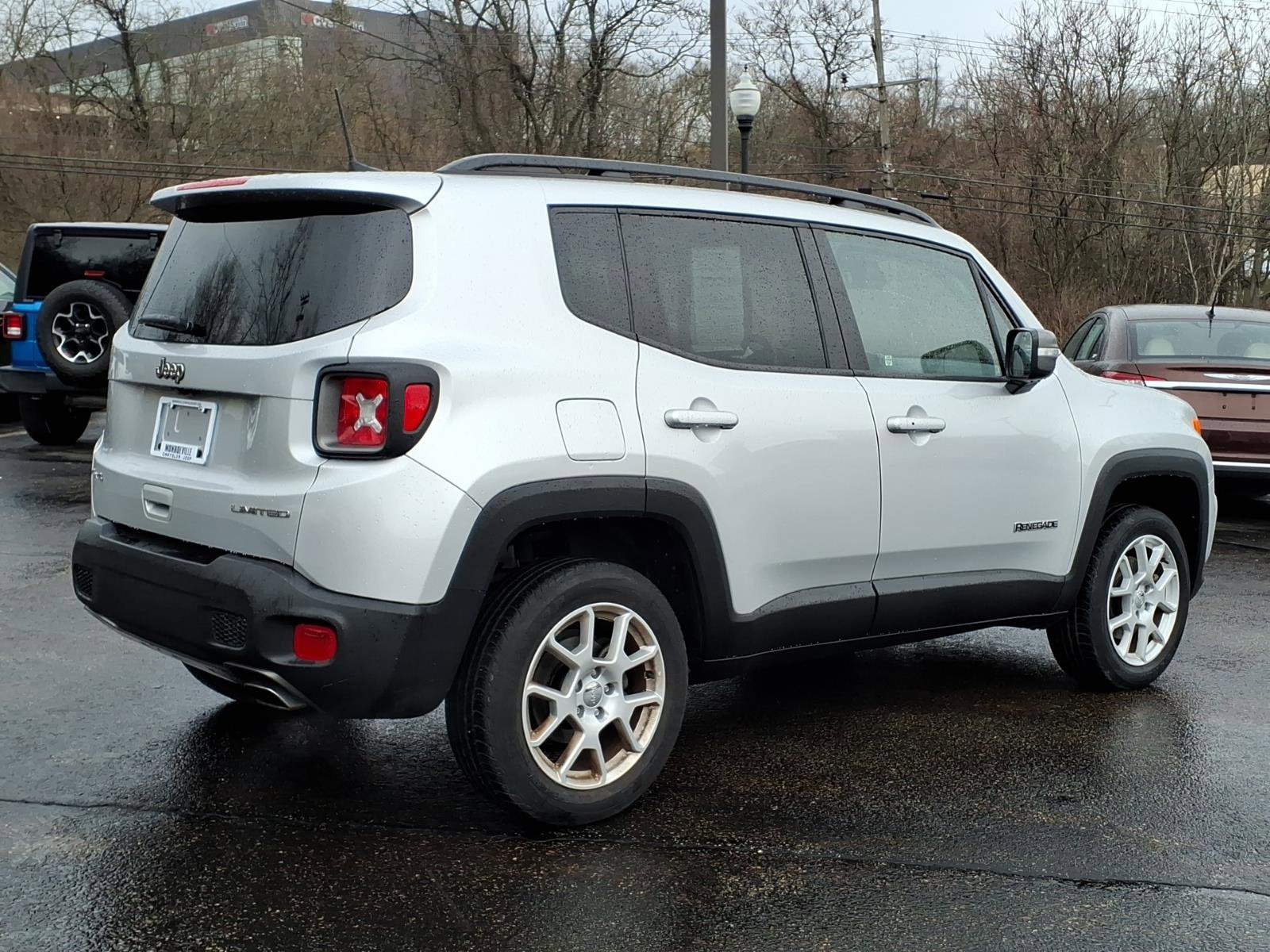 Certified 2021 Jeep Renegade Limited w/ Sun & Sound Group image 4