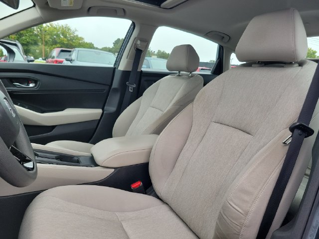 Certified 2023 Honda Accord EX image 11