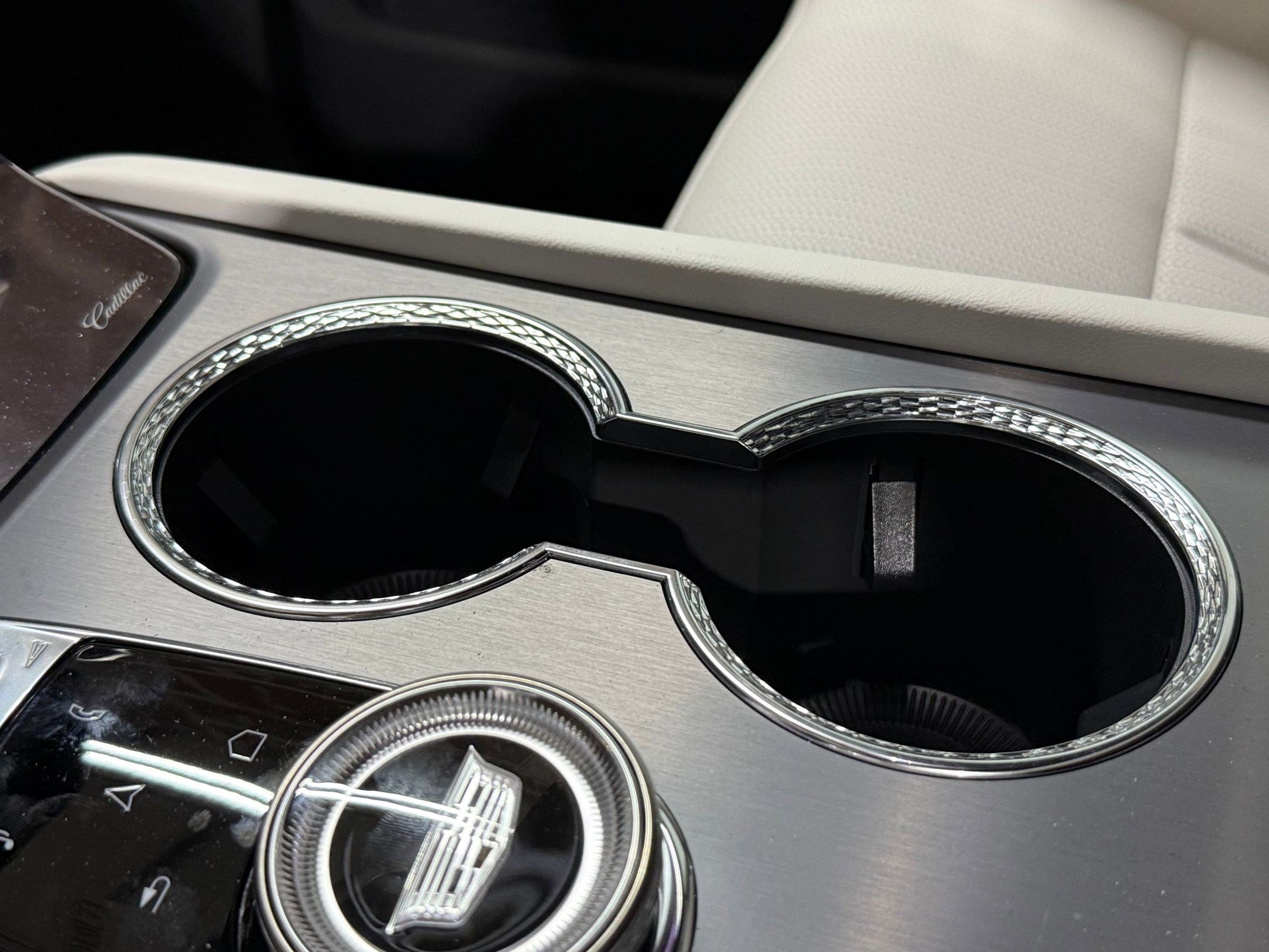 New 2026 Cadillac Vistiq Luxury image 38