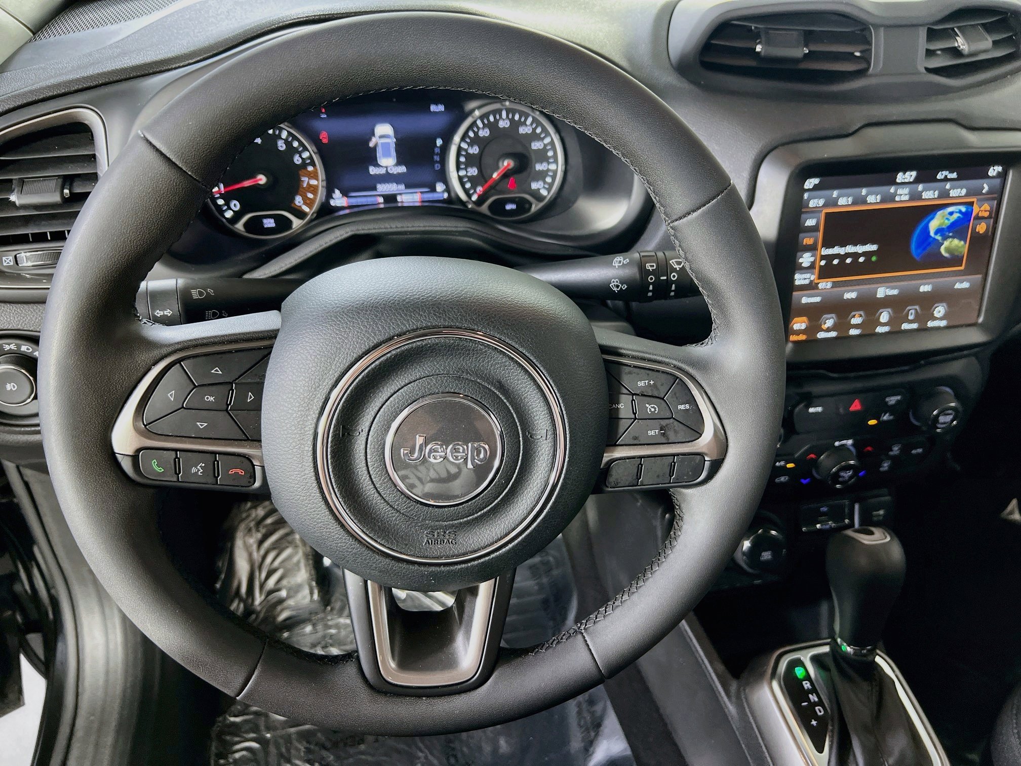Used 2022 Jeep Renegade Latitude AWD/4WD image 11