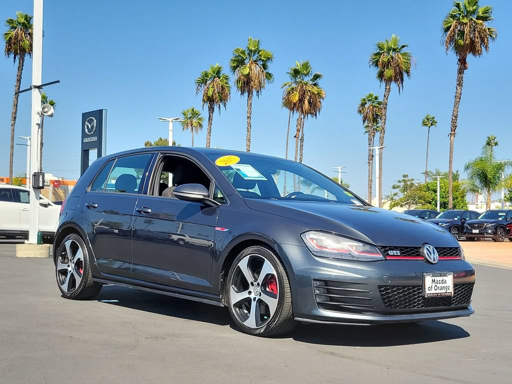 Used 2015 Volkswagen Golf 4-Door FWD image 33
