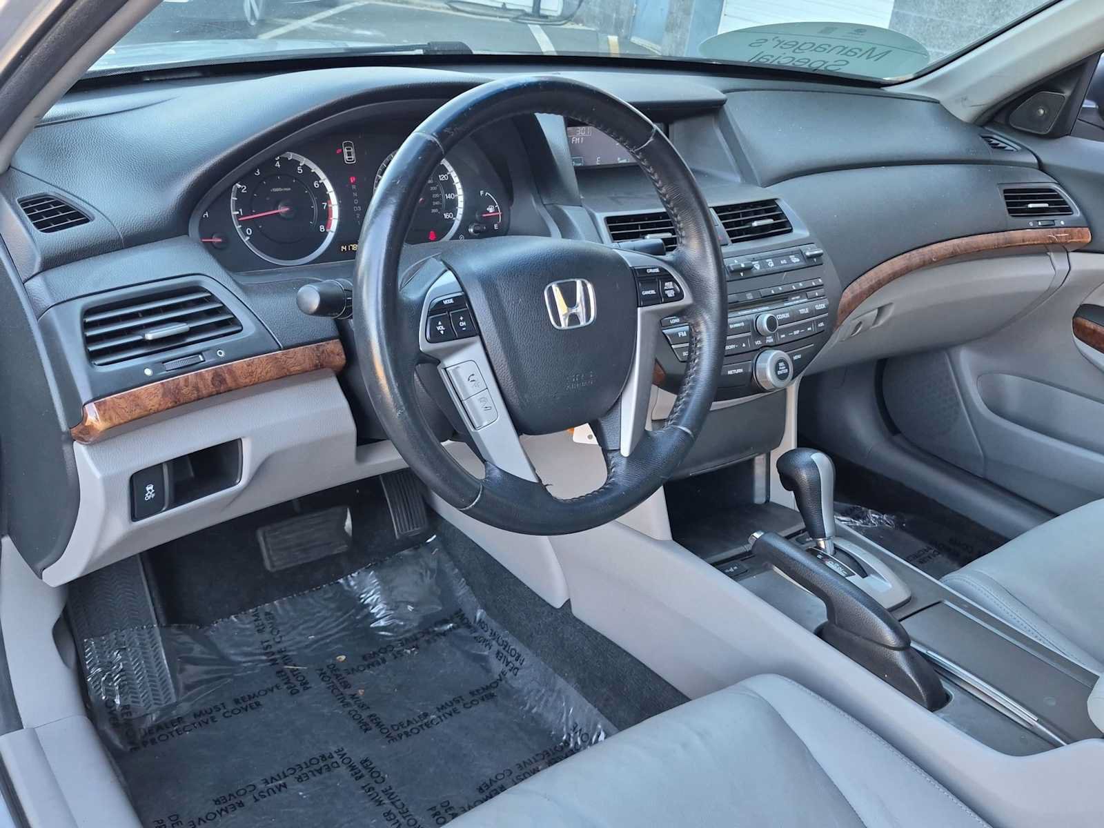 Used 2011 Honda Accord EX-L image 10