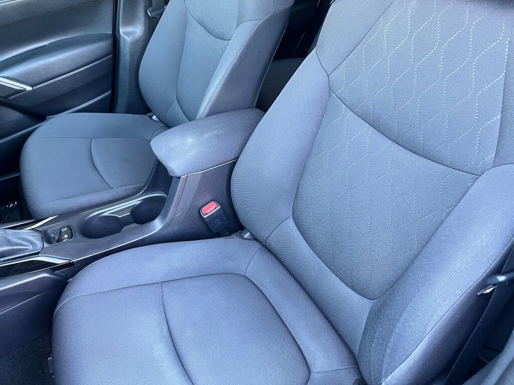 Used 2022 Toyota Corolla Cross LE w/ Moonroof Package FWD image 13