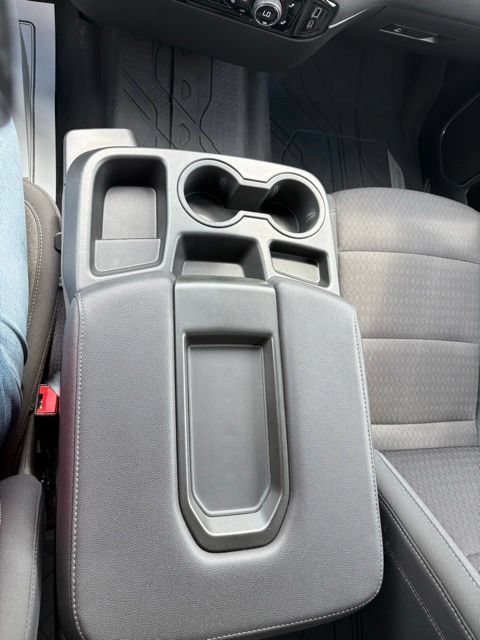 Used 2024 Chevrolet Silverado 1500 LT AWD/4WD image 37