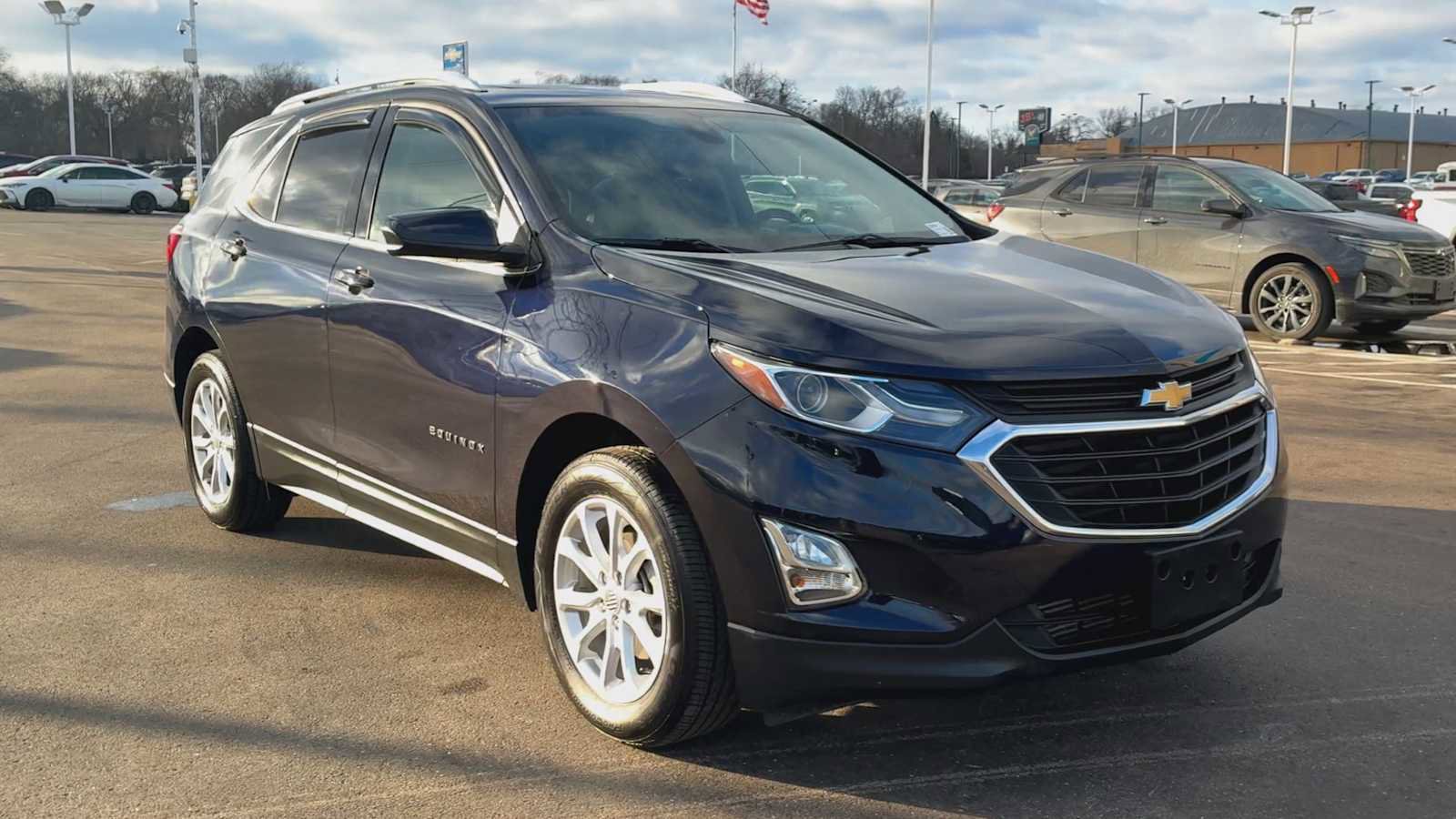 Used 2020 Chevrolet Equinox LT image 3