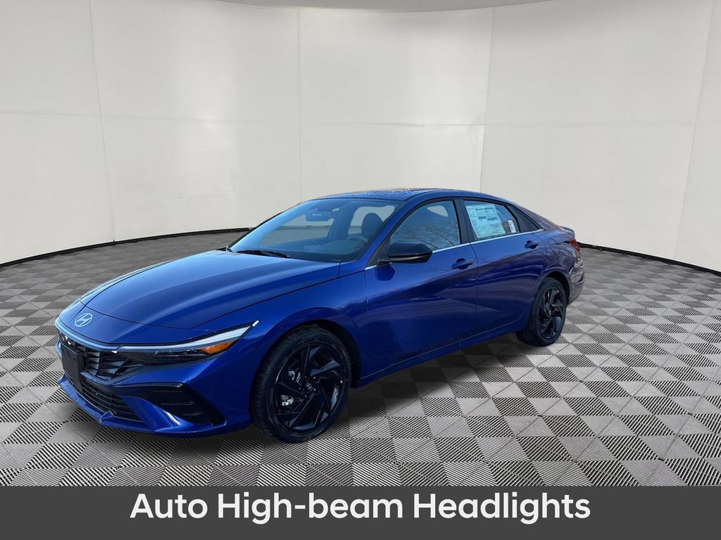 Used 2026 Hyundai Elantra SEL Sport Premium FWD image 4
