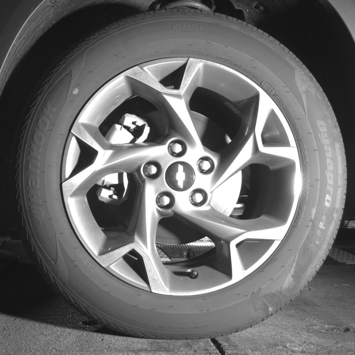 Used 2025 Chevrolet Trax LT FWD image 12