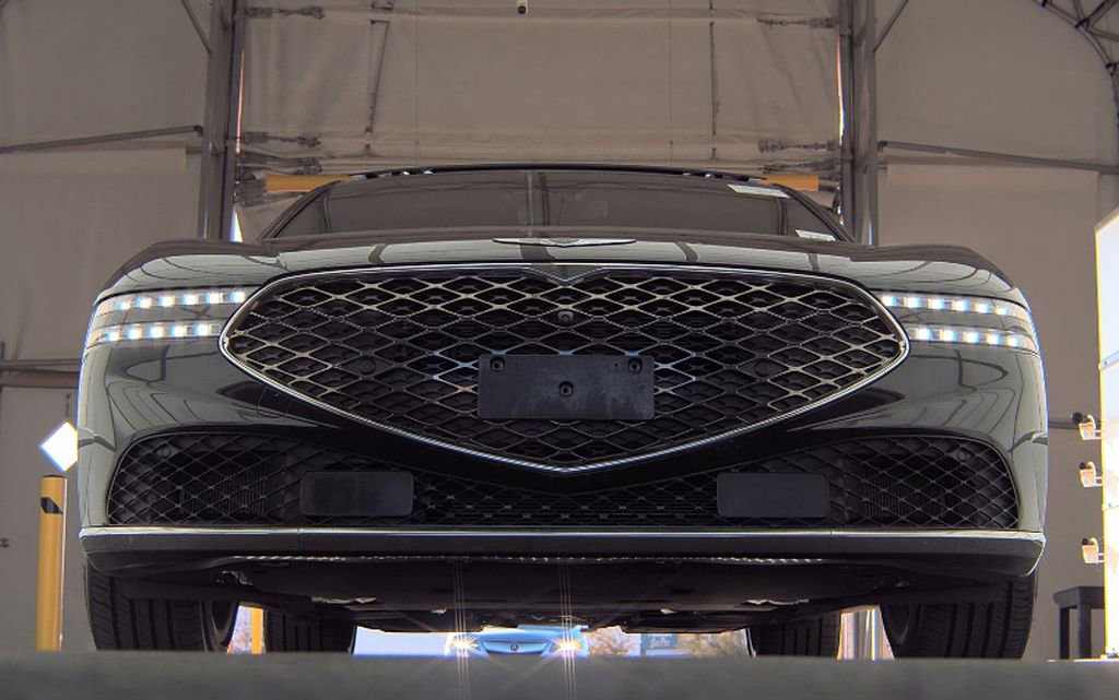 Used 2024 Genesis G90 3.5T image 12