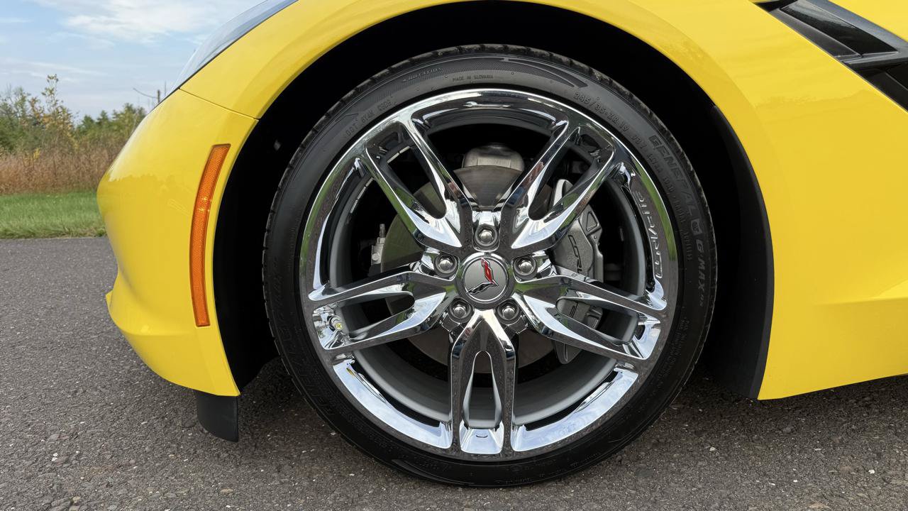 Used 2016 Chevrolet Corvette Stingray Coupe RWD image 43