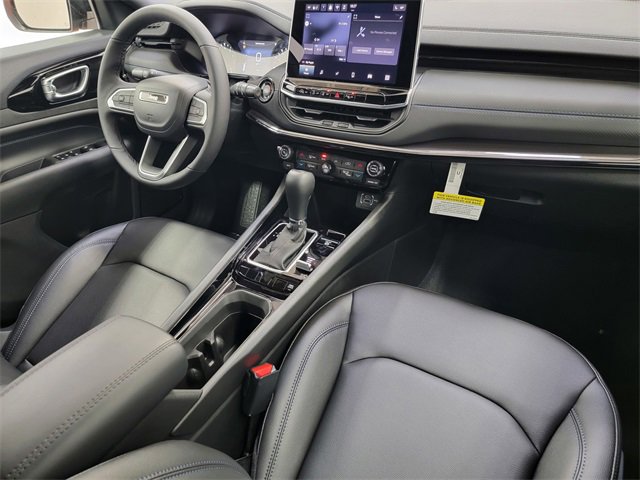 New 2026 Jeep Compass Limited image 33