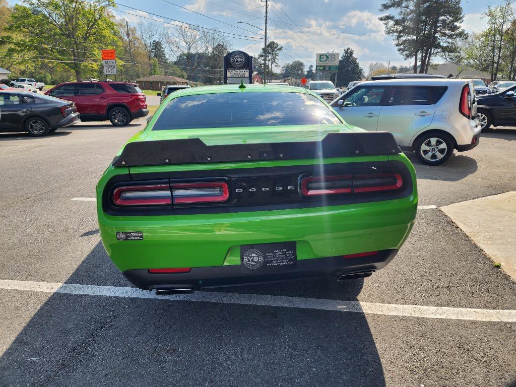 Used 2017 Dodge Challenger R/T Plus image 4