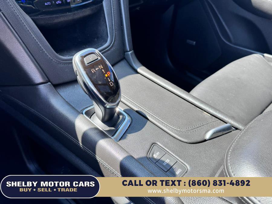 Used 2018 Cadillac XT5 Premium Luxury image 10