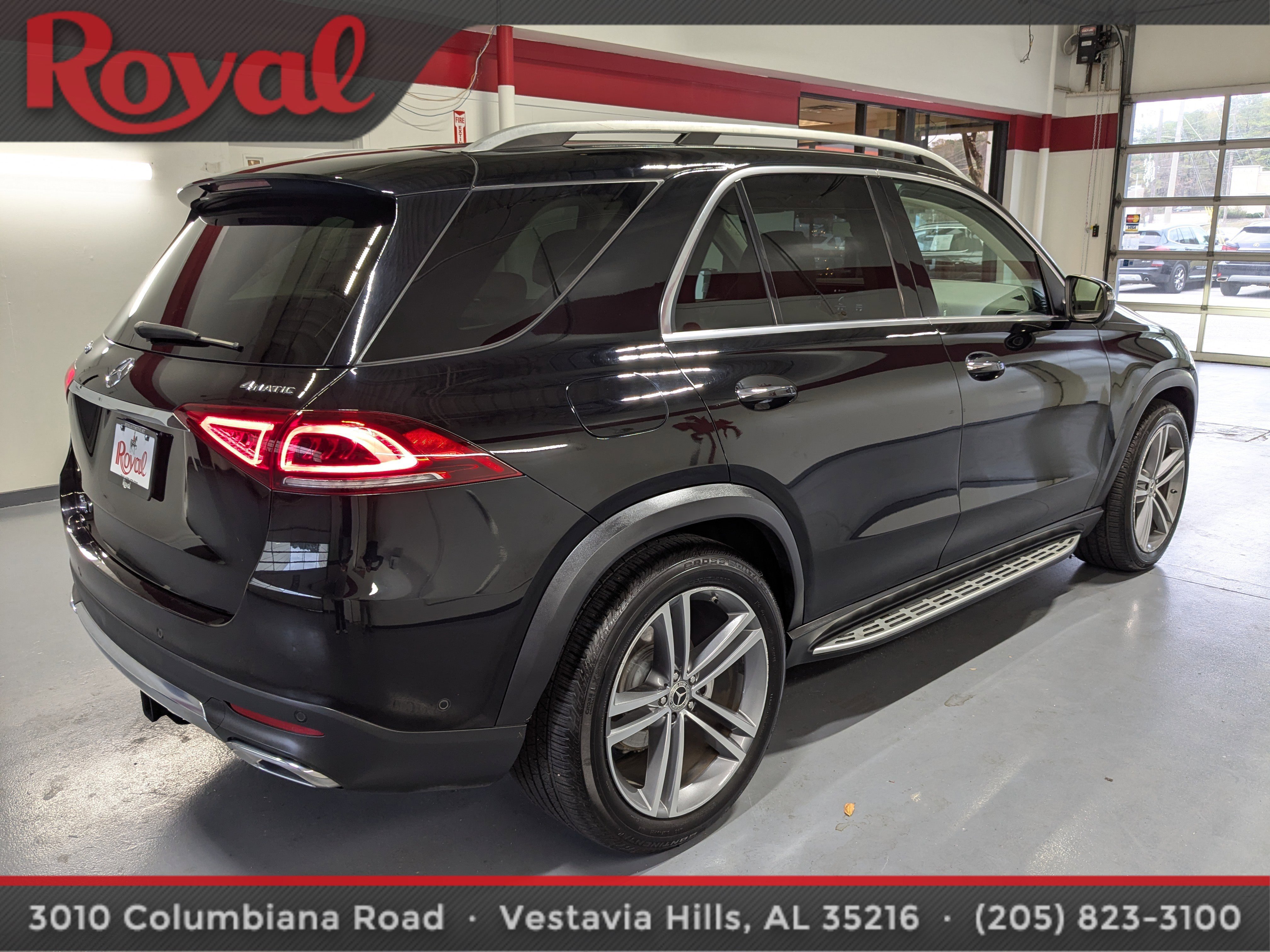 Used 2021 Mercedes-Benz GLE 350 4MATIC image 4