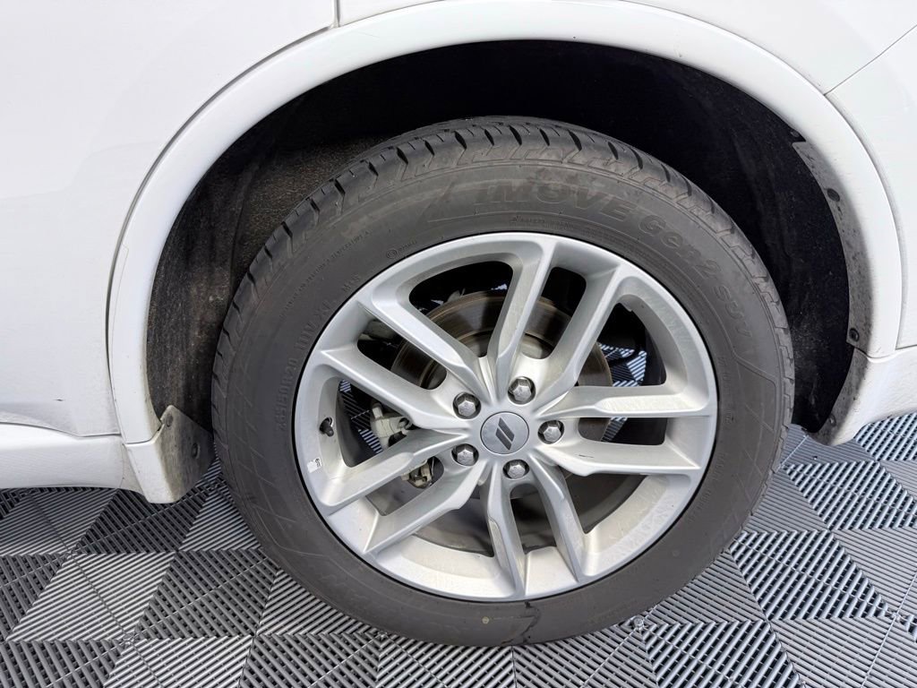 Used 2023 Dodge Durango GT image 30