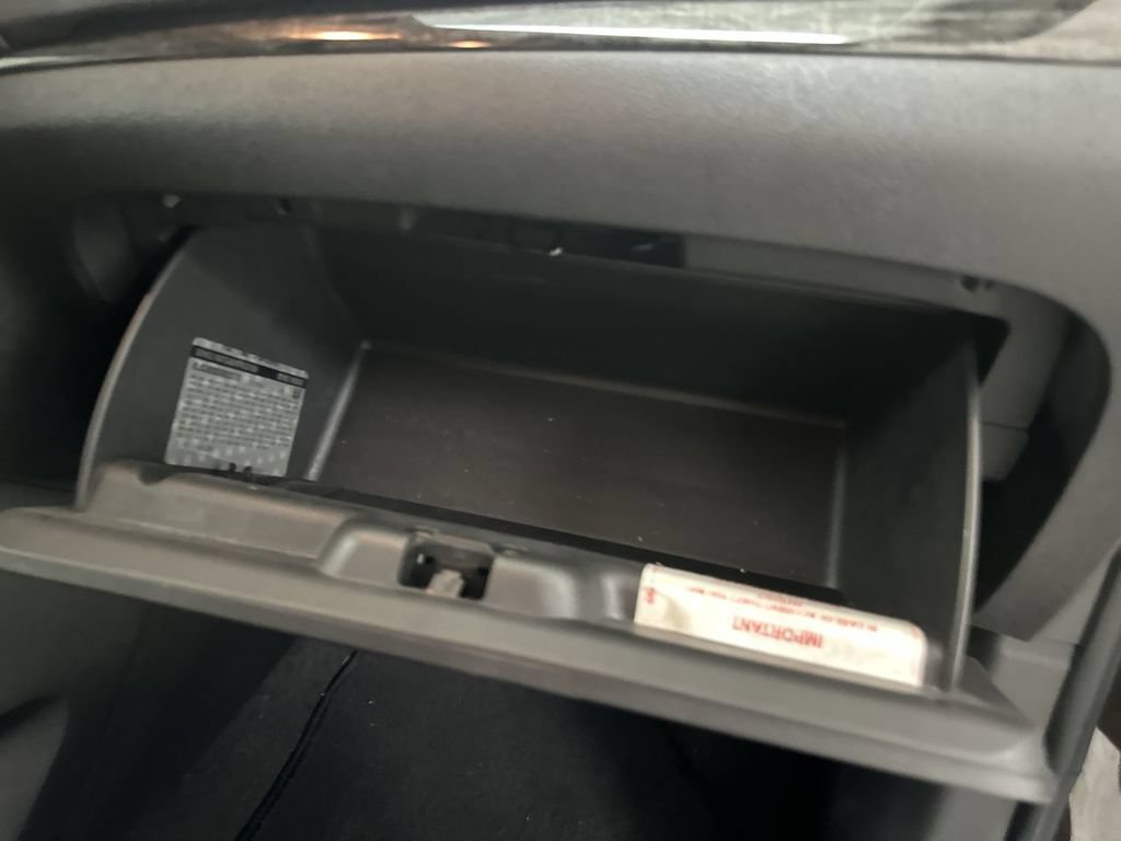 Used 2016 Buick Encore Convenience FWD image 18