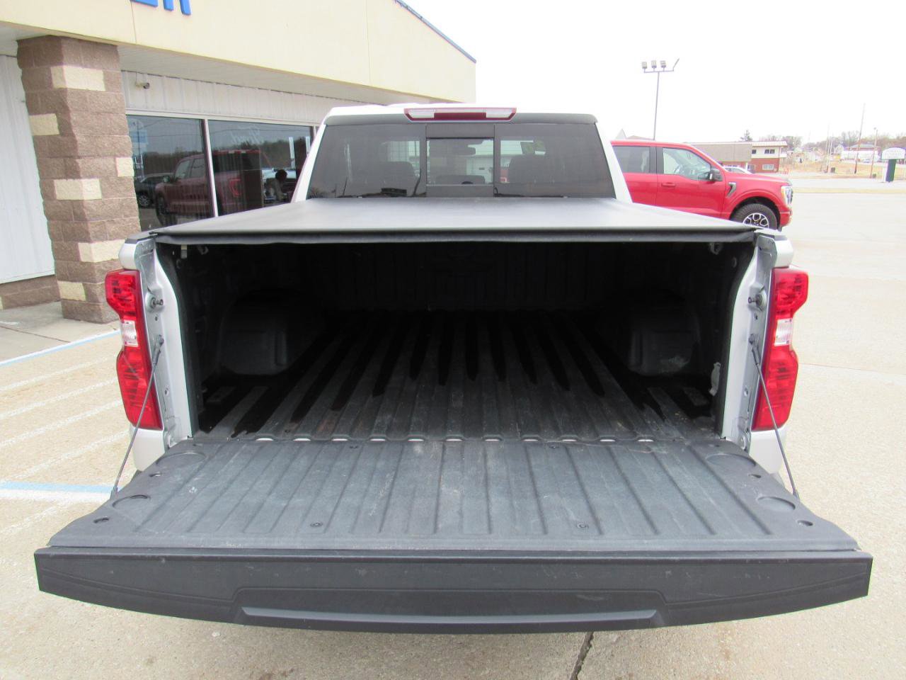 Used 2020 Chevrolet Silverado 1500 LT w/ All-Star Edition image 35