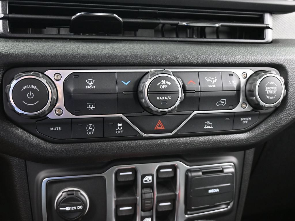 New 2026 Jeep Gladiator Sport AWD/4WD image 19