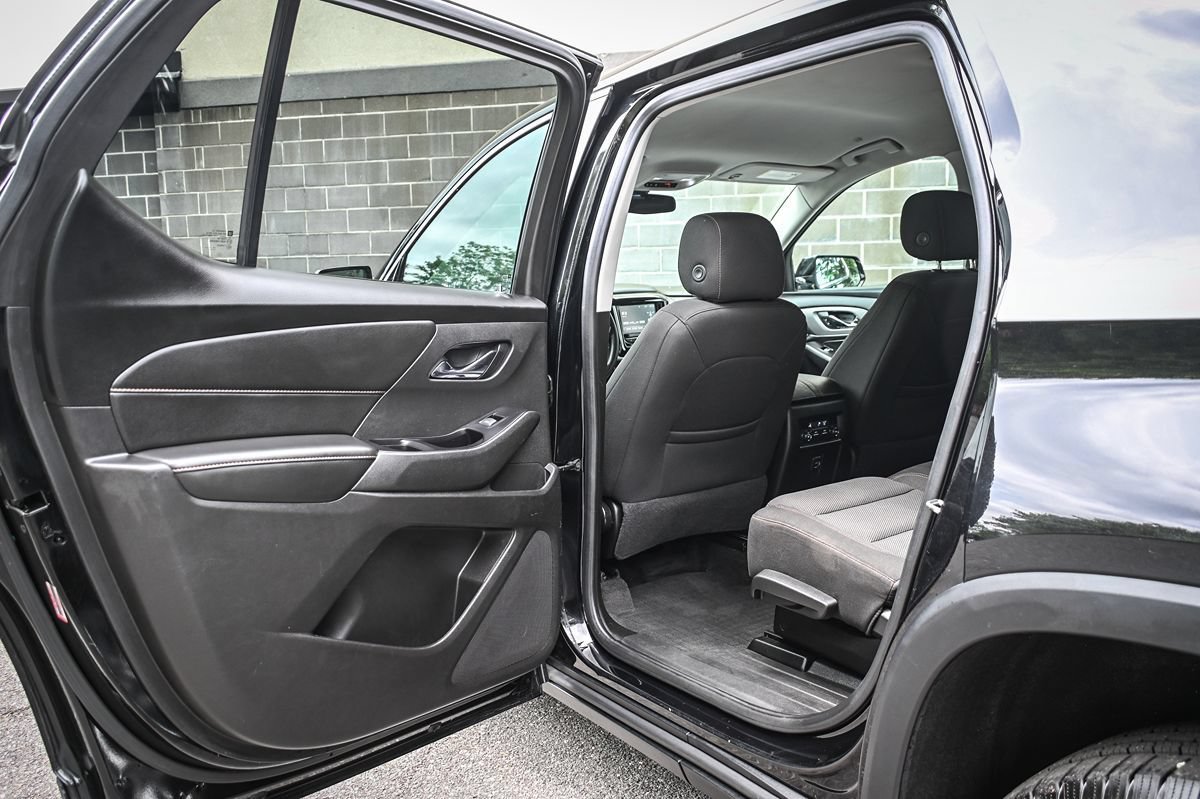 Used 2019 Chevrolet Traverse LS w/ LPO, Floor Liner Package AWD/4WD image 12