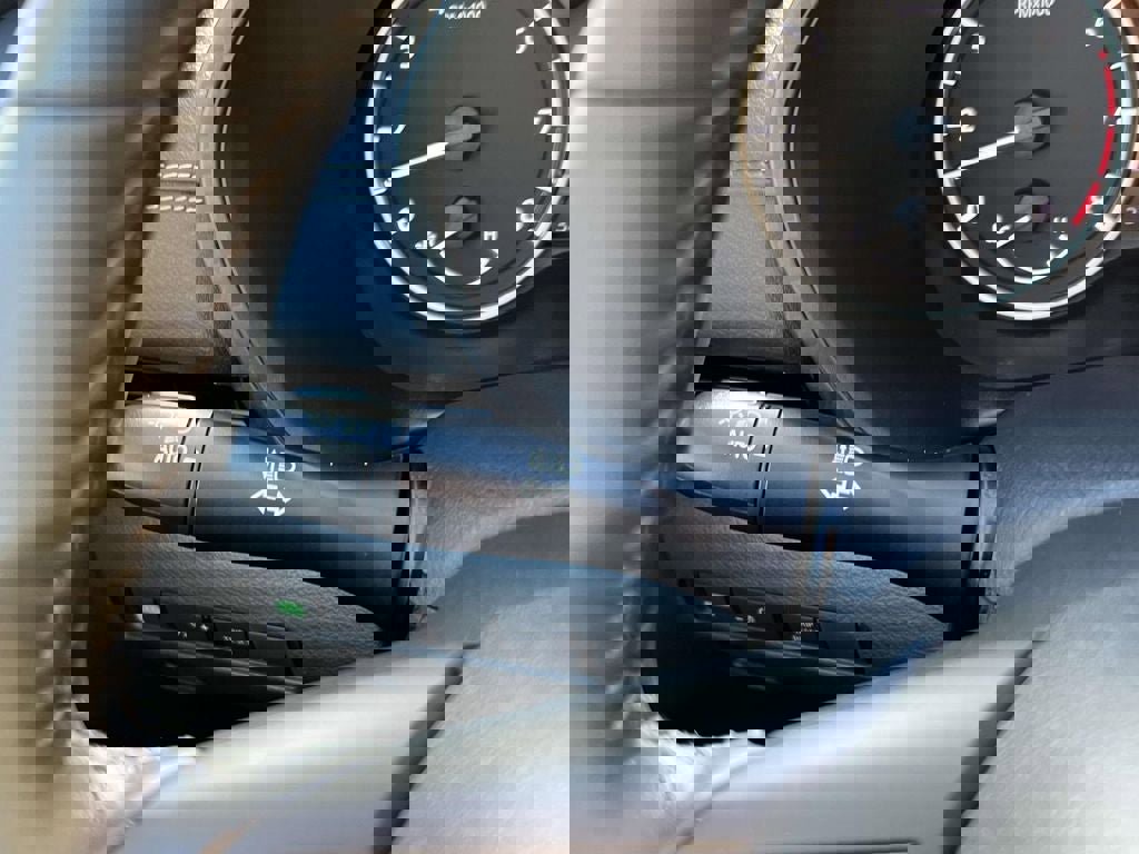 Used 2022 Nissan Sentra SV image 20