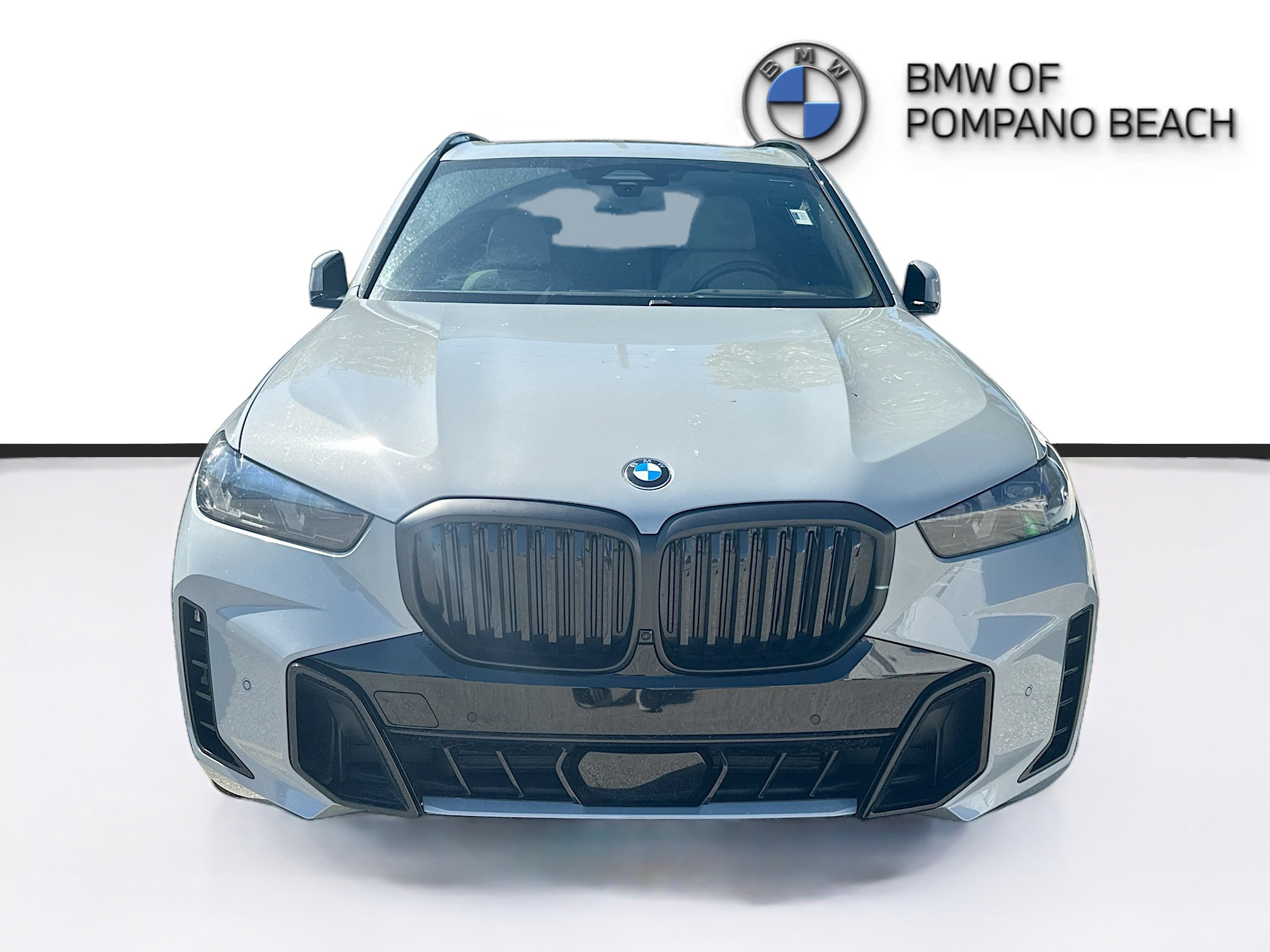 Used 2024 BMW X5 xDrive40i w/ Executive Package image 2