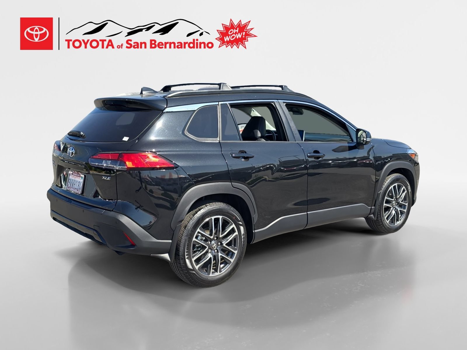 Certified 2026 Toyota Corolla Cross XLE w/ Convenience Package FWD image 5