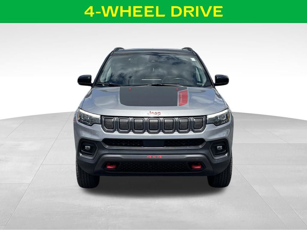 Used 2022 Jeep Compass Trailhawk w/ Trailhawk Elite Group AWD/4WD image 3