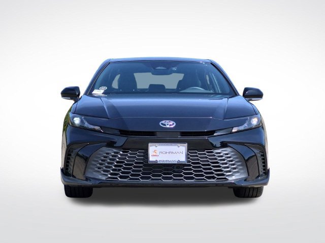 Used 2026 Toyota Camry SE FWD image 2
