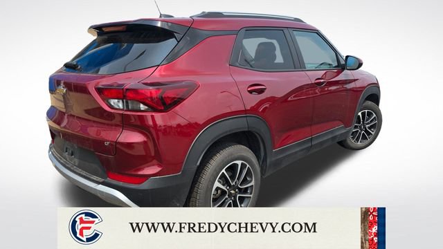 Used 2025 Chevrolet TrailBlazer LT AWD/4WD image 5