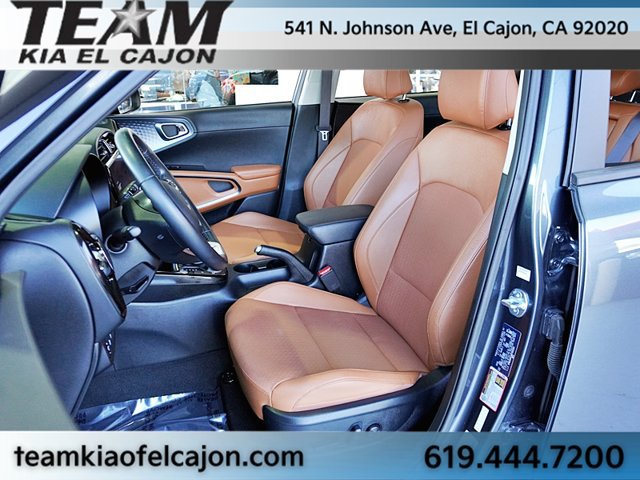 Certified 2024 Kia Soul EX w/ EX Designer Package FWD image 16