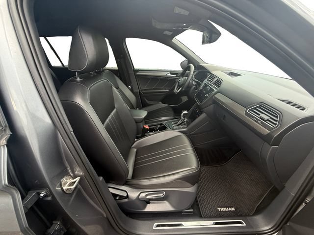 Used 2023 Volkswagen Tiguan SE R-Line FWD image 22
