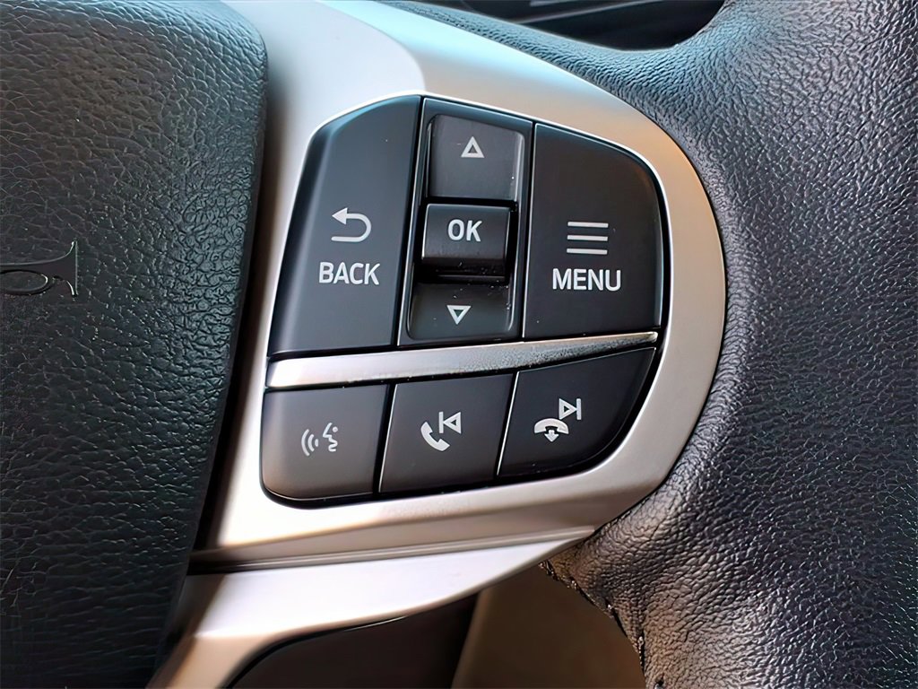 Used 2024 Ford Explorer XLT w/ Equipment Group 202A image 16