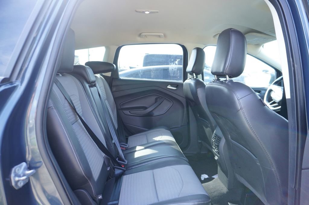 Used 2019 Ford Escape SE FWD image 7