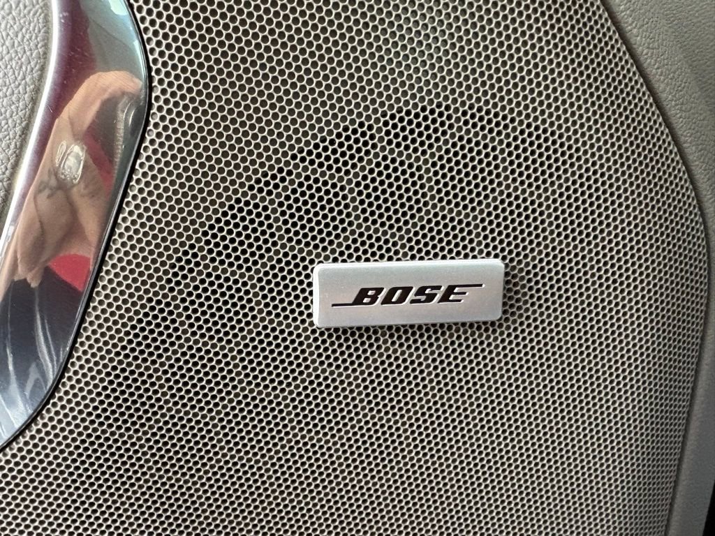 Used 2022 Chevrolet Suburban LT w/ LT Signature Package image 15