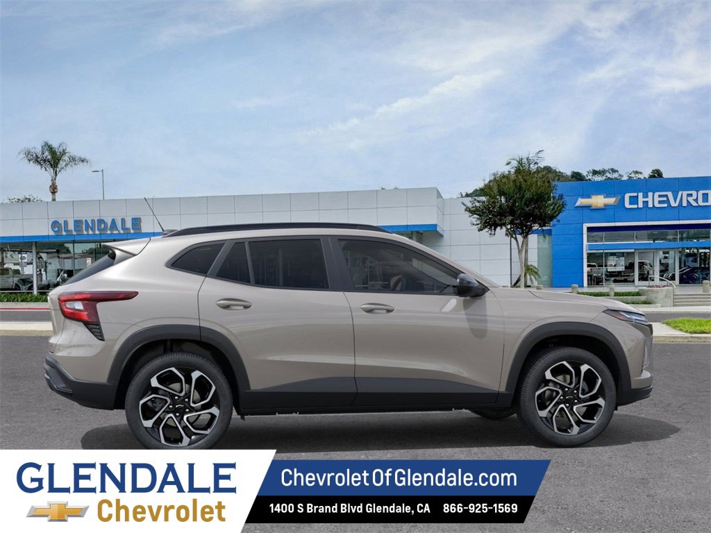 New 2026 Chevrolet Trax RS w/ Driver Confidence Package image 5