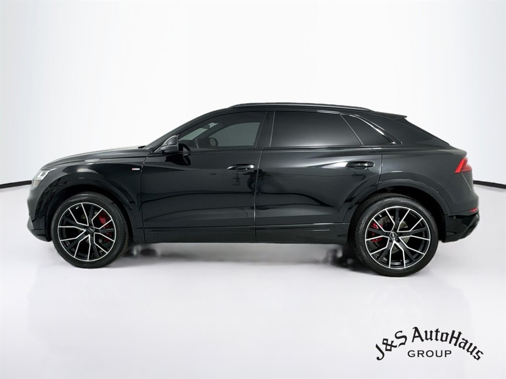 Used 2022 Audi Q8 Premium Plus w/ Premium Plus Package AWD/4WD image 4