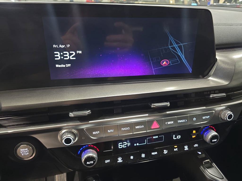 Used 2025 Kia Telluride S AWD/4WD image 21